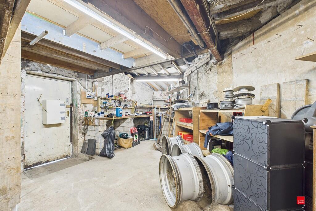 Garage / Workshop