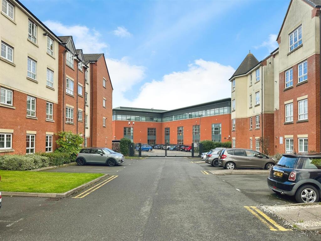 a11a4a01--4BE1-8640-C0D4D7D96318-20708-00002674471