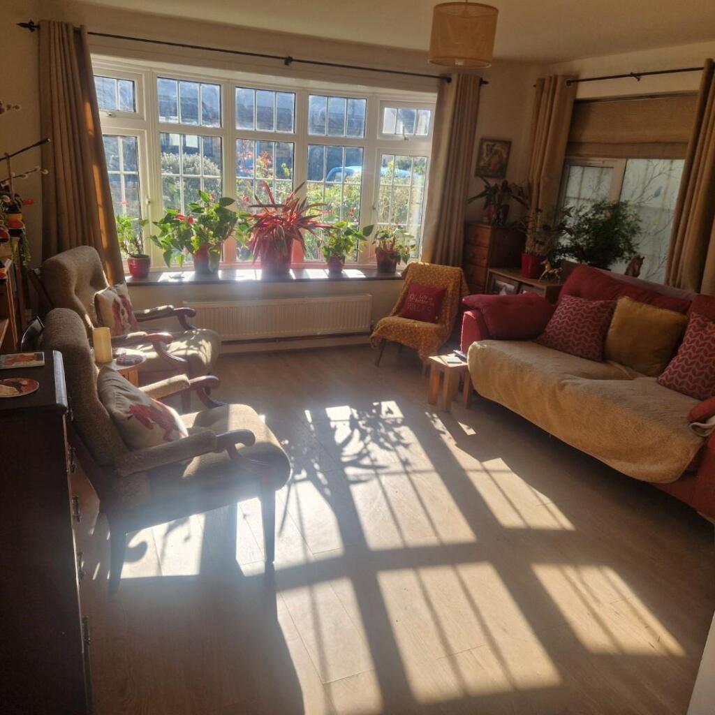Lounge.jpg