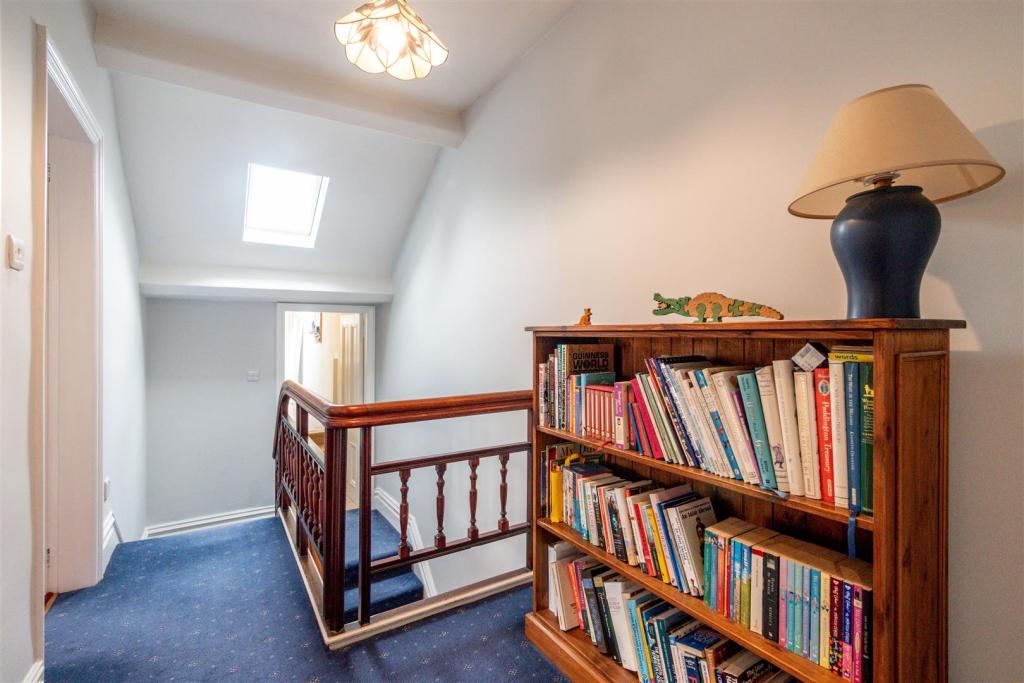 Second Floor Landing.jpg