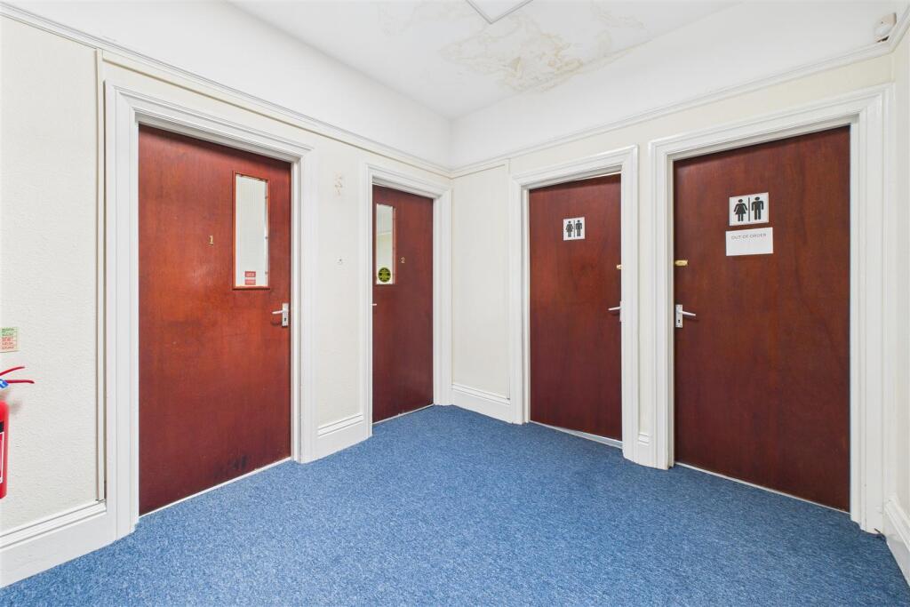 Wellsway House, 9, Wellsway Keynsham, B A N E S, B