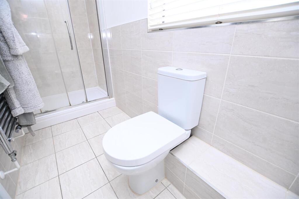 En Suite Shower Room