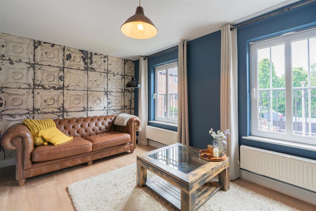 36 Regency Walk-16.jpg