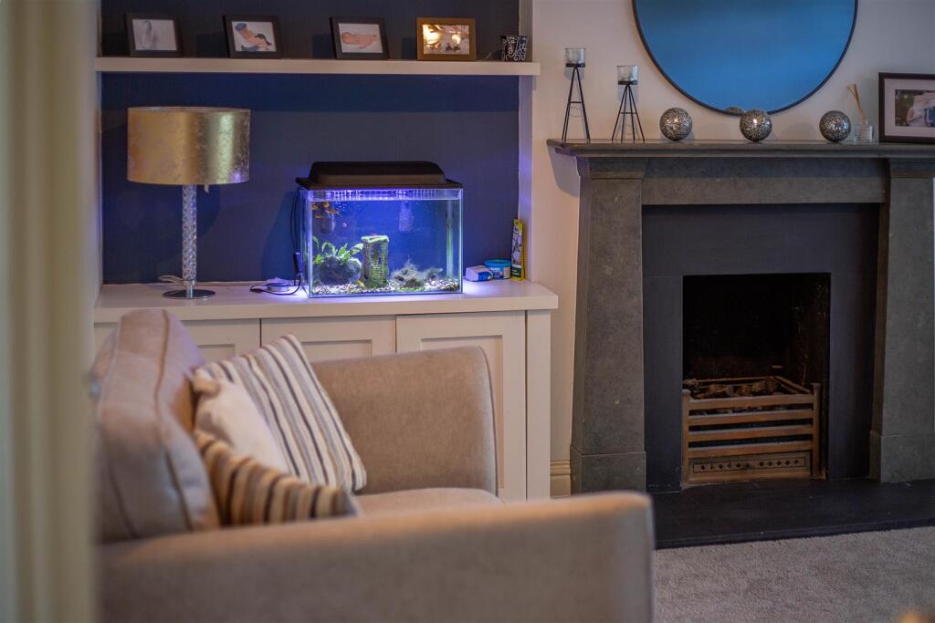 31--LINDEN-CLOSE-0031 copy.jpg