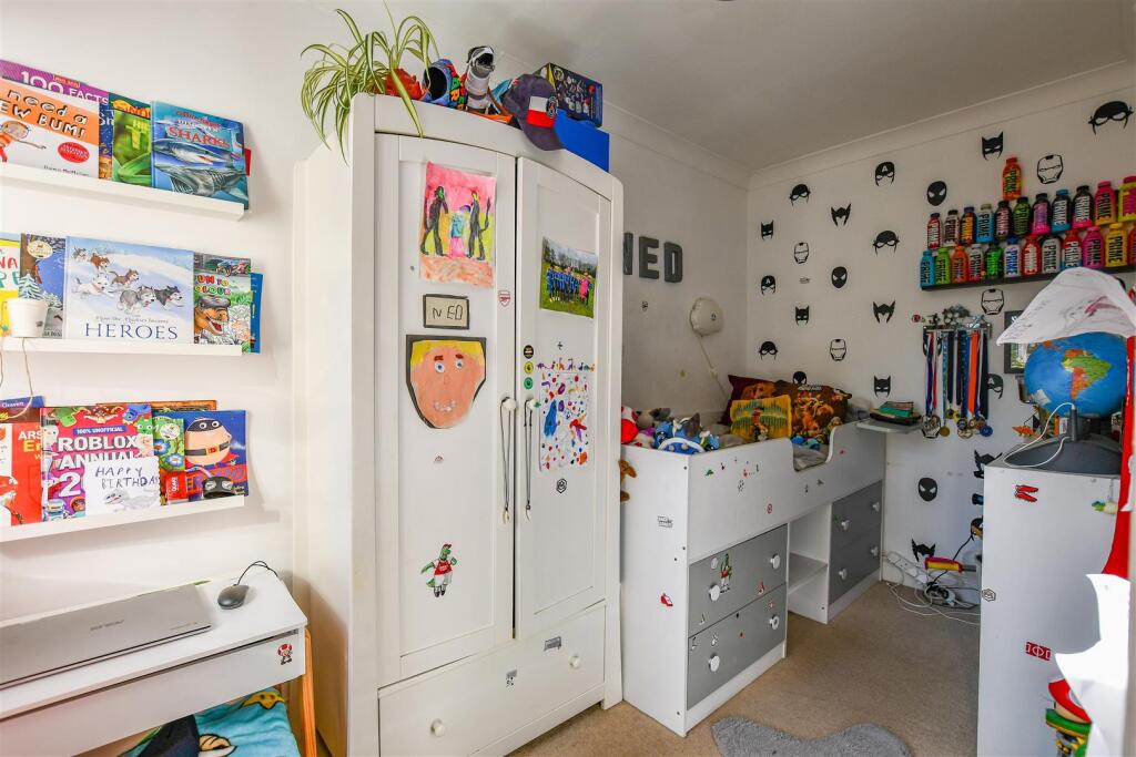 Bedroom 2.jpg