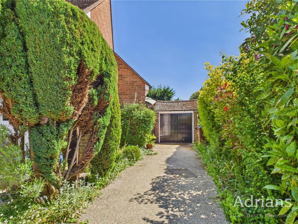 DRIVEWAY &amp;