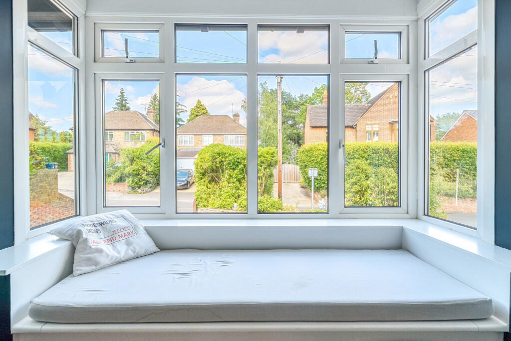 1310583-10-685040...