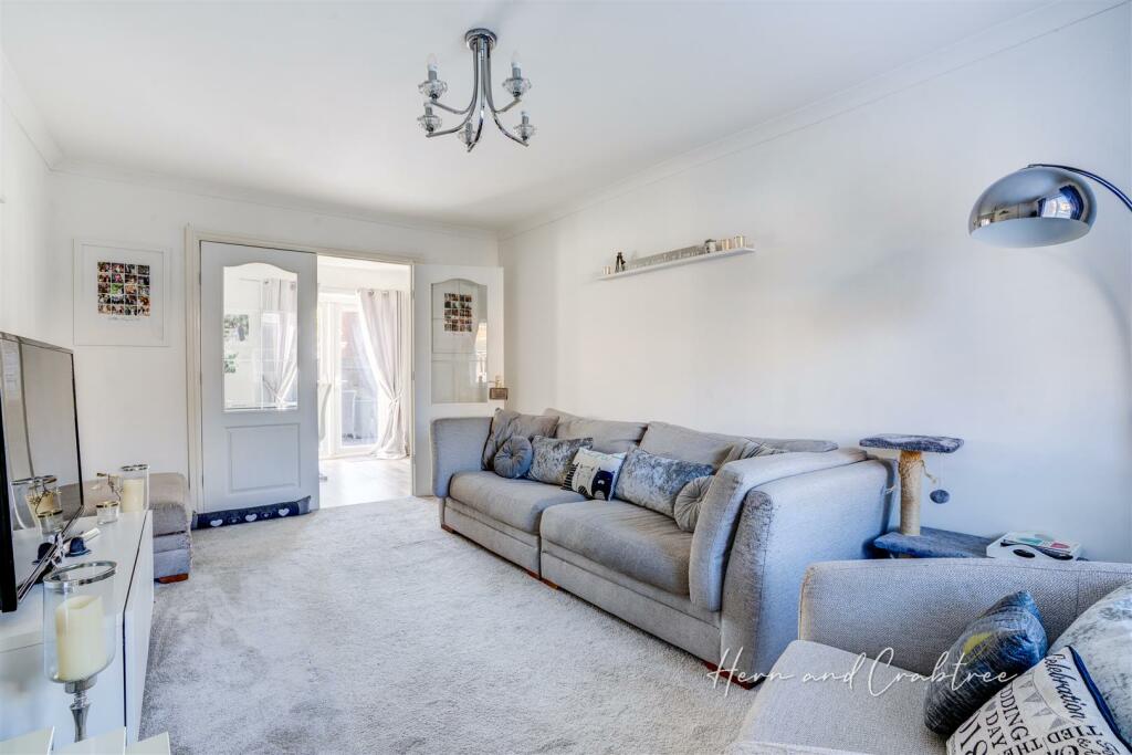 Hind Close, Pengam Green, HernCrabtree (21).jpg