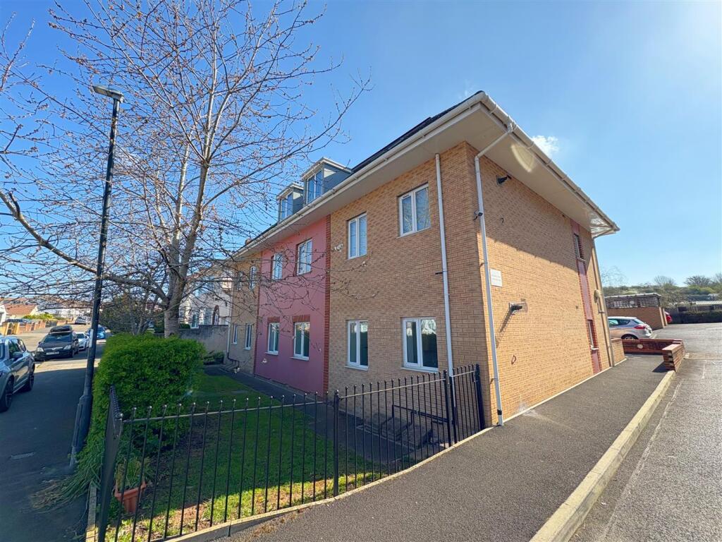 Side view of property.jpg