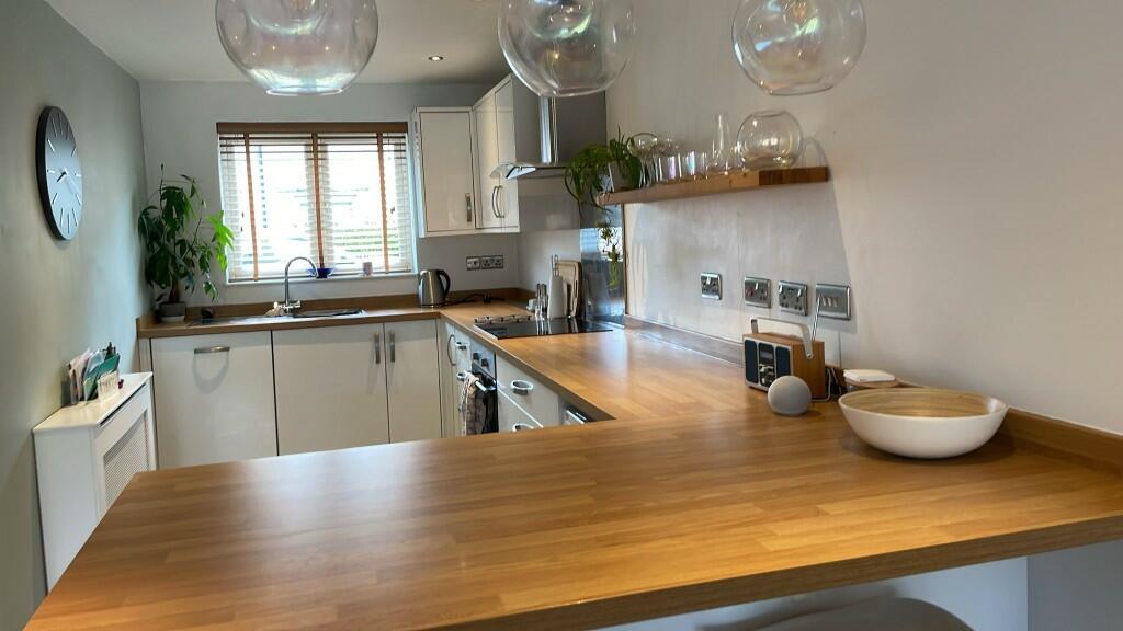 breakfast bar