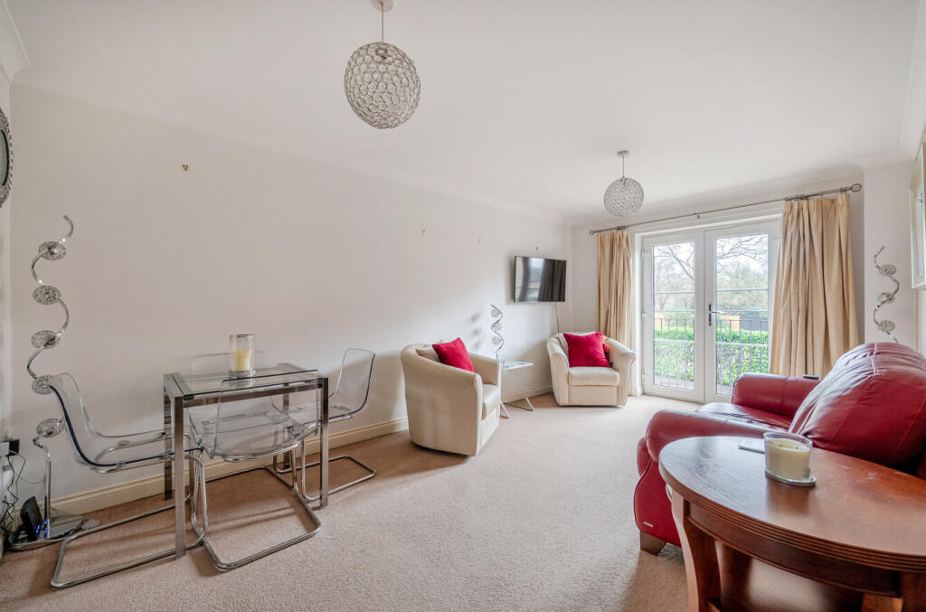 1383912-14-693838...