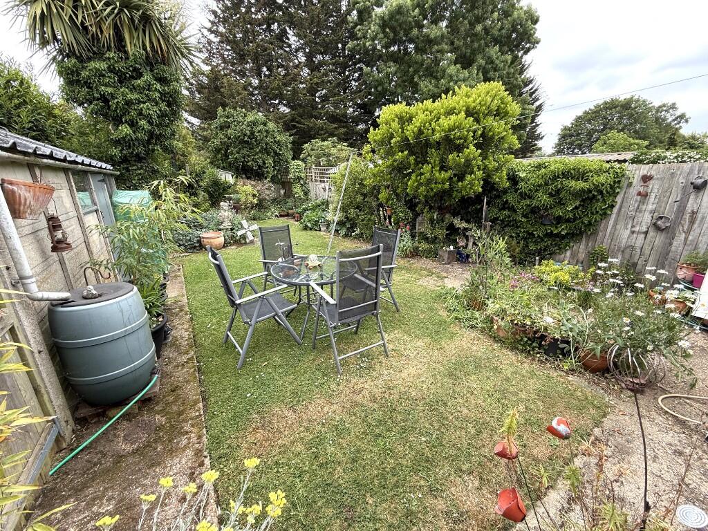 REAR GARDEN (A)