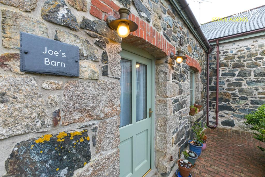 Joes Barn