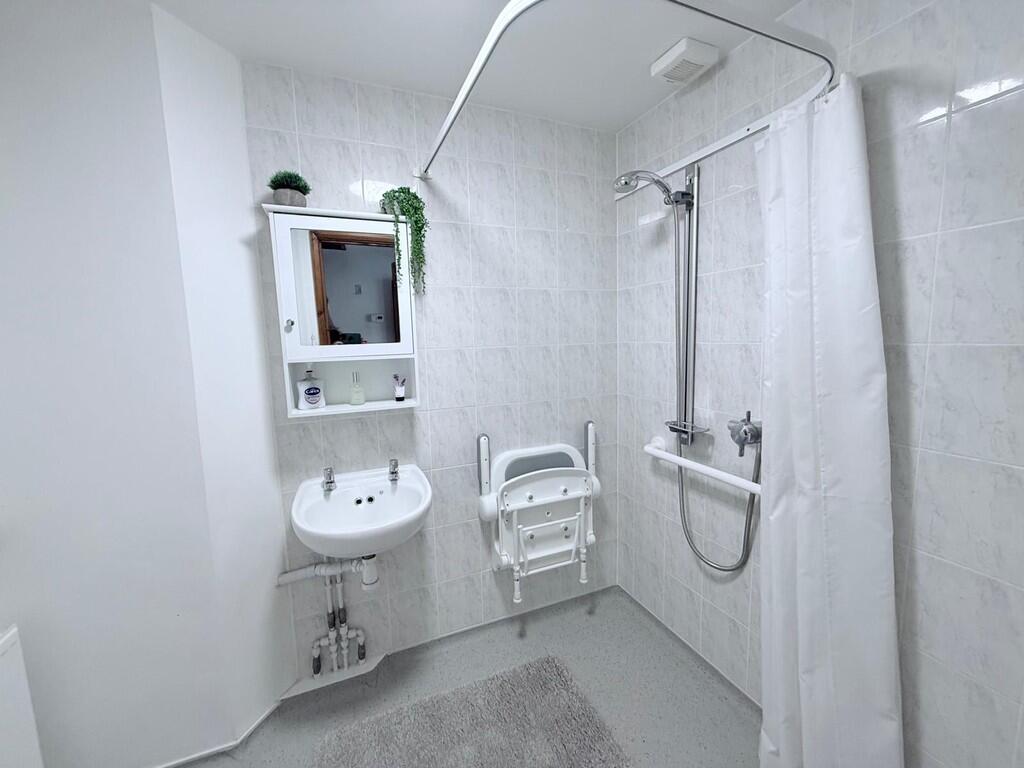 Shower/wet room