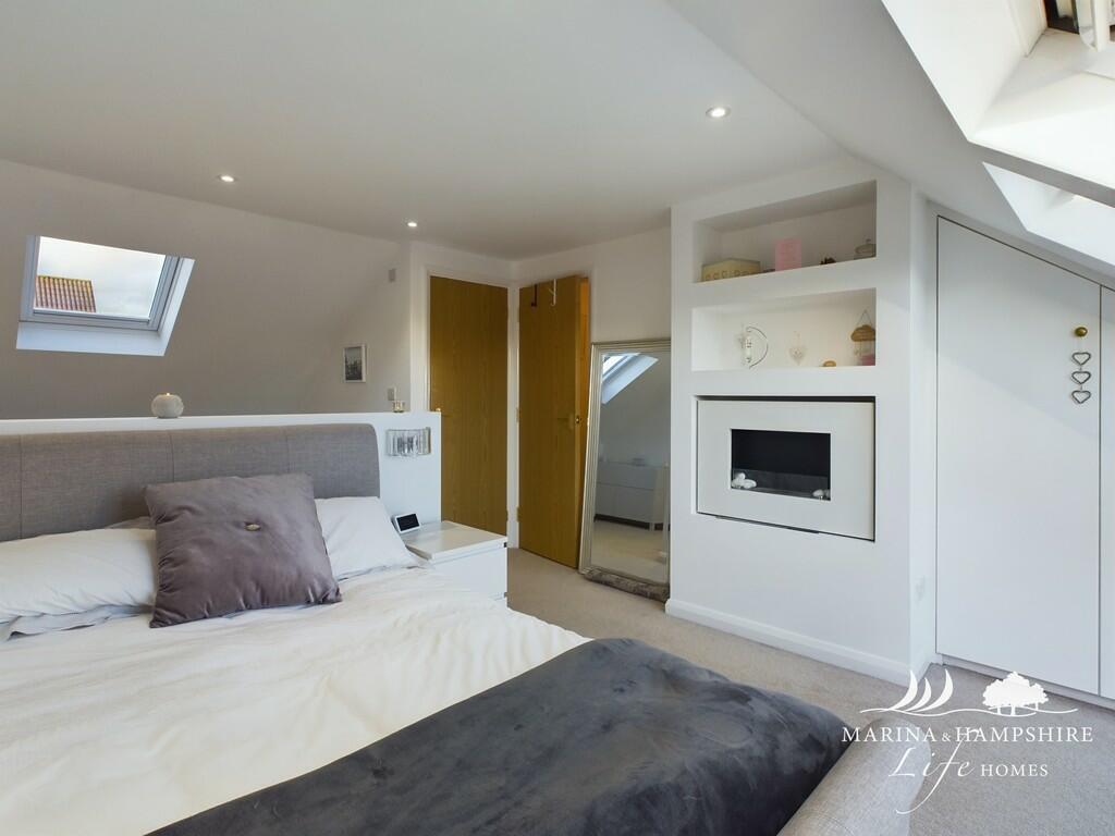 CAM03691G0-PR0025...