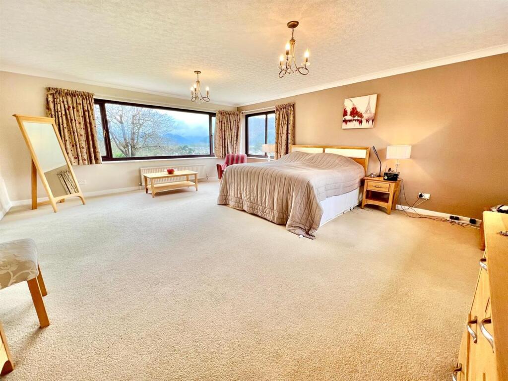 PHOTO-2024-04-05-00-39-00 (14).jpg