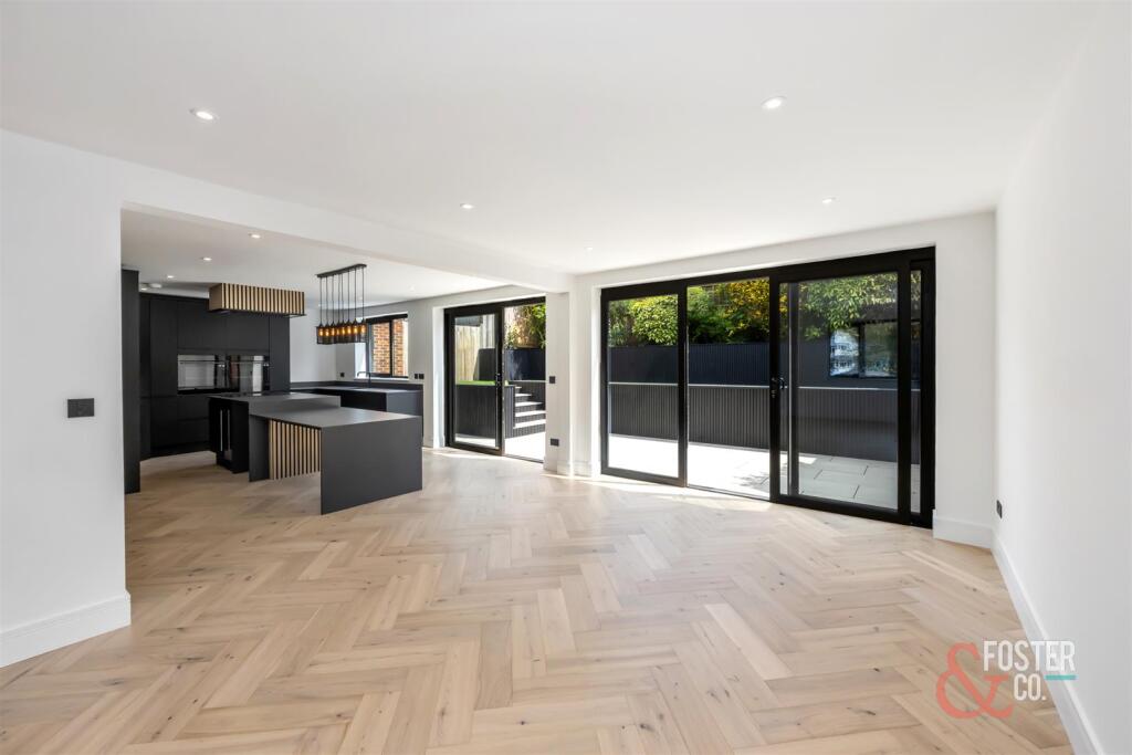 South Woodland, 18-014.jpg