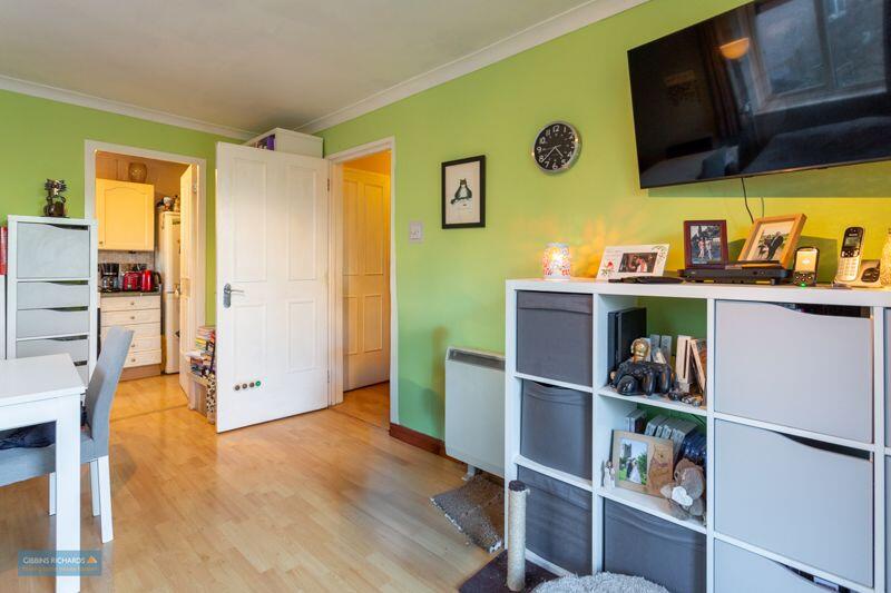 Sitting/Dining Room