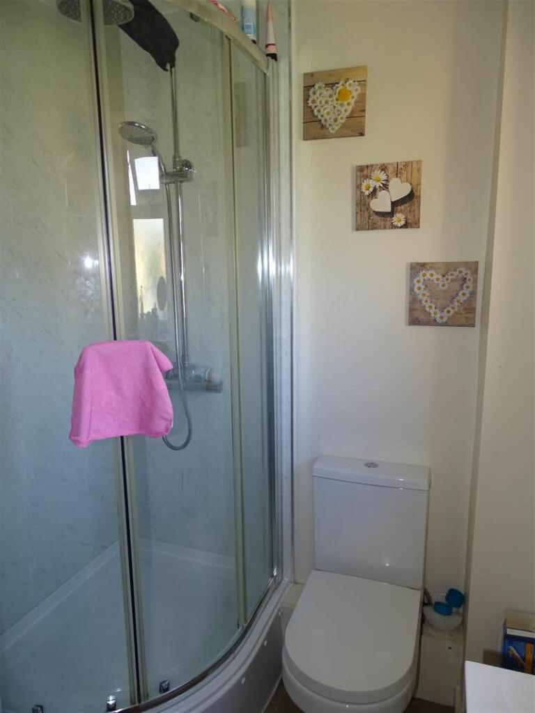 Ensuite Shower Room
