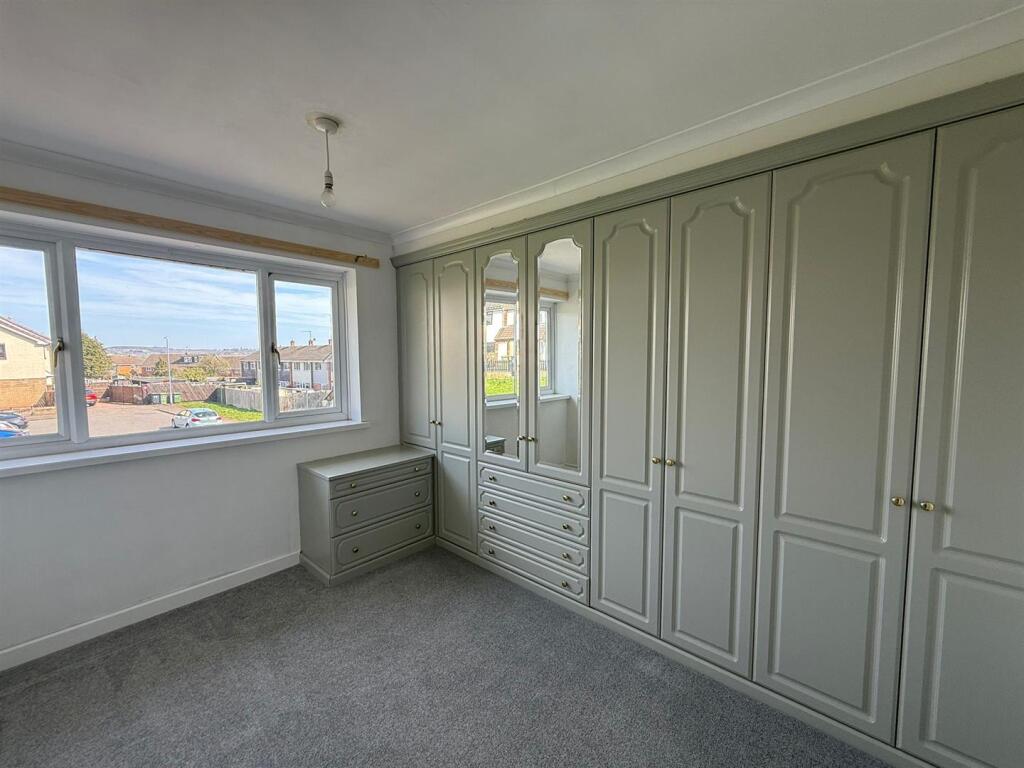 Bedroom1.jpg