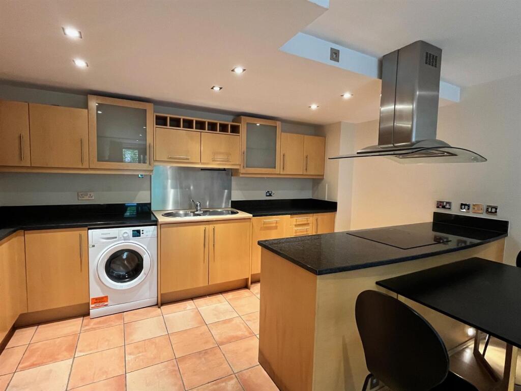5 MH kitchen.jpg