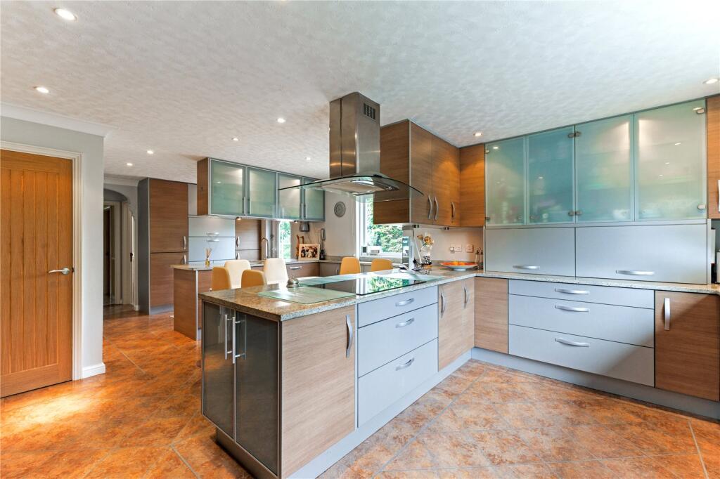 Kitchen/Breakfast