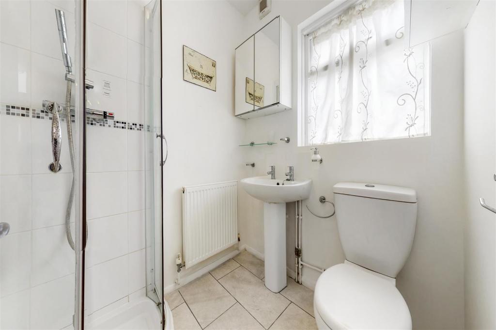 88B Rugby Avenue - 9FbDkI8p8J9z0Gx0kijn.jpg
