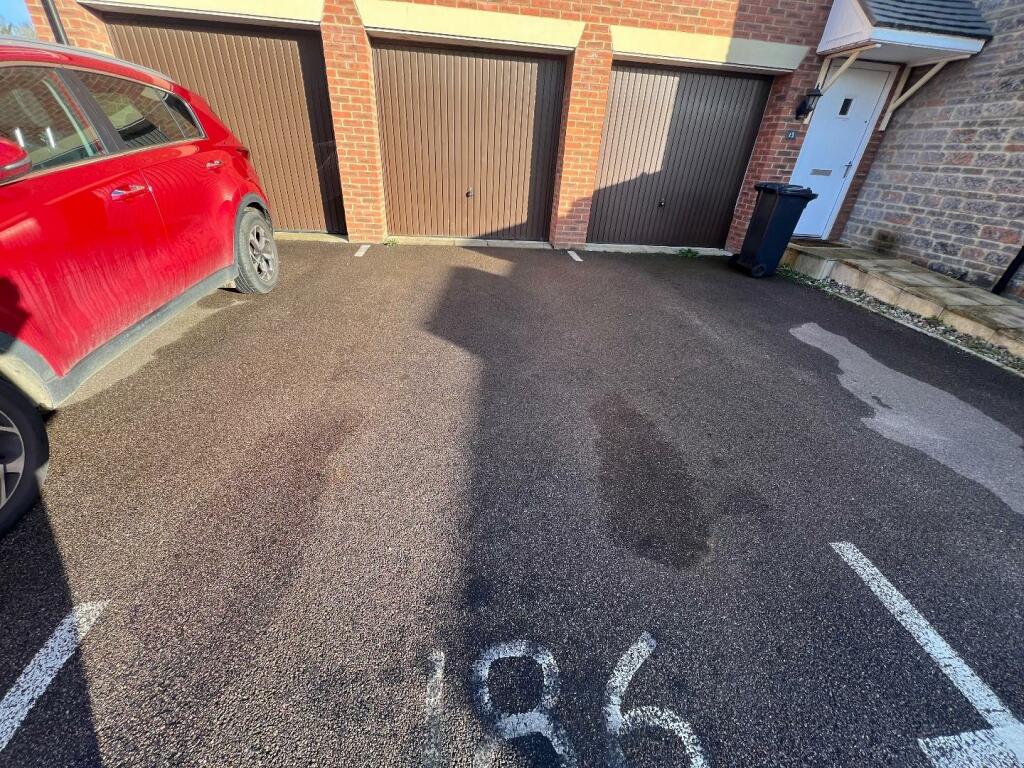 Parking &amp; Single Garage