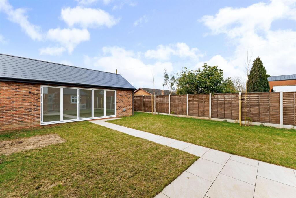 87516_Birchwood House  (26)_low.jpg