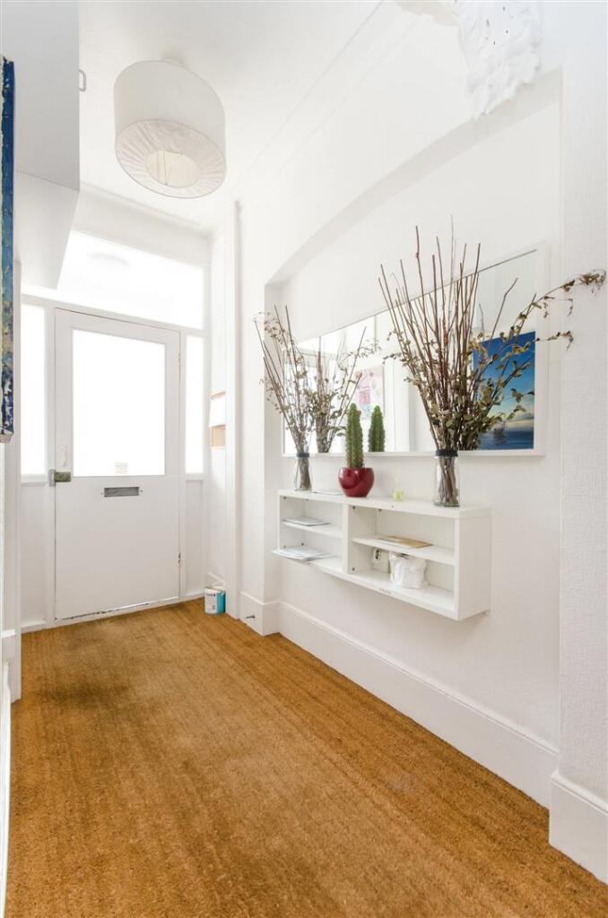 Entrance hall direct access from street