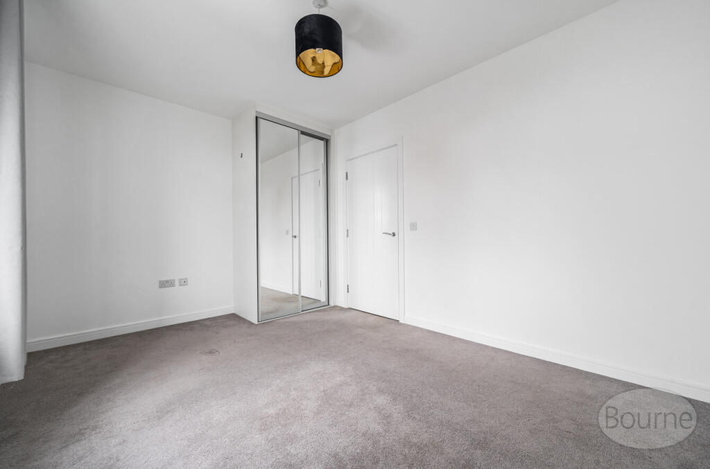 dfa44cc7-e196-4e2...