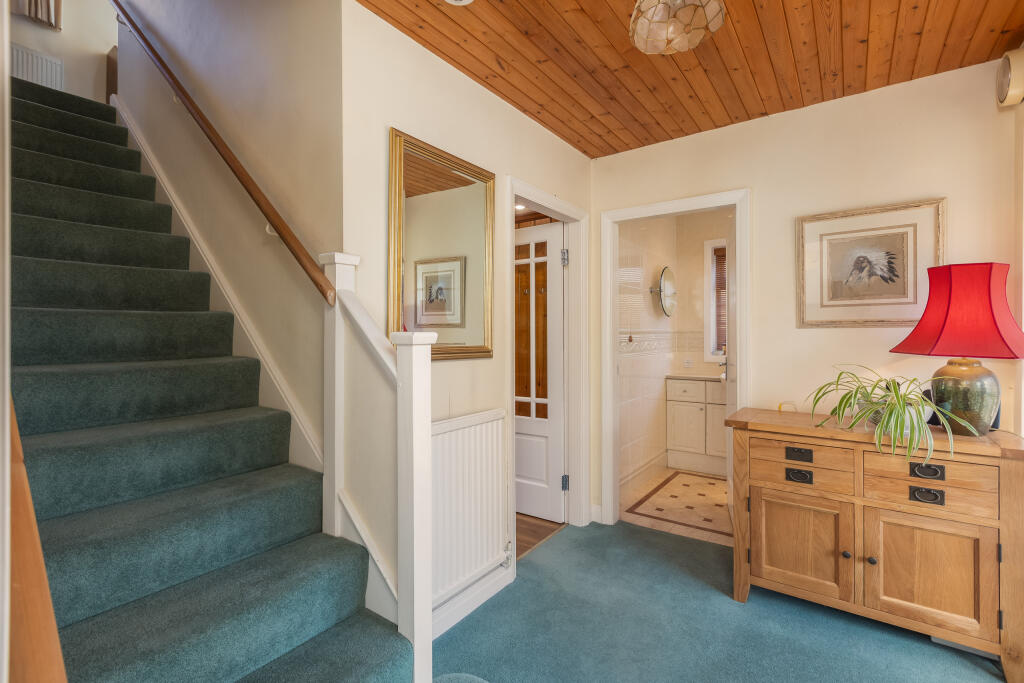 Castle Howard Drive 7 Hallway-2