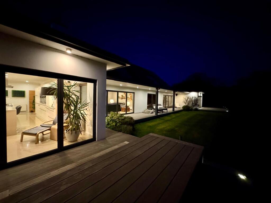 PHOTO-2025-04-22-22-50-34 (16).jpg