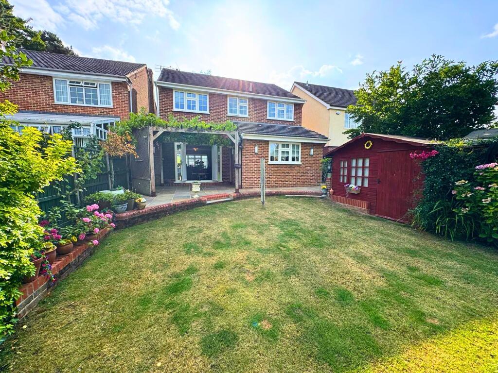 Rear Garden toward h