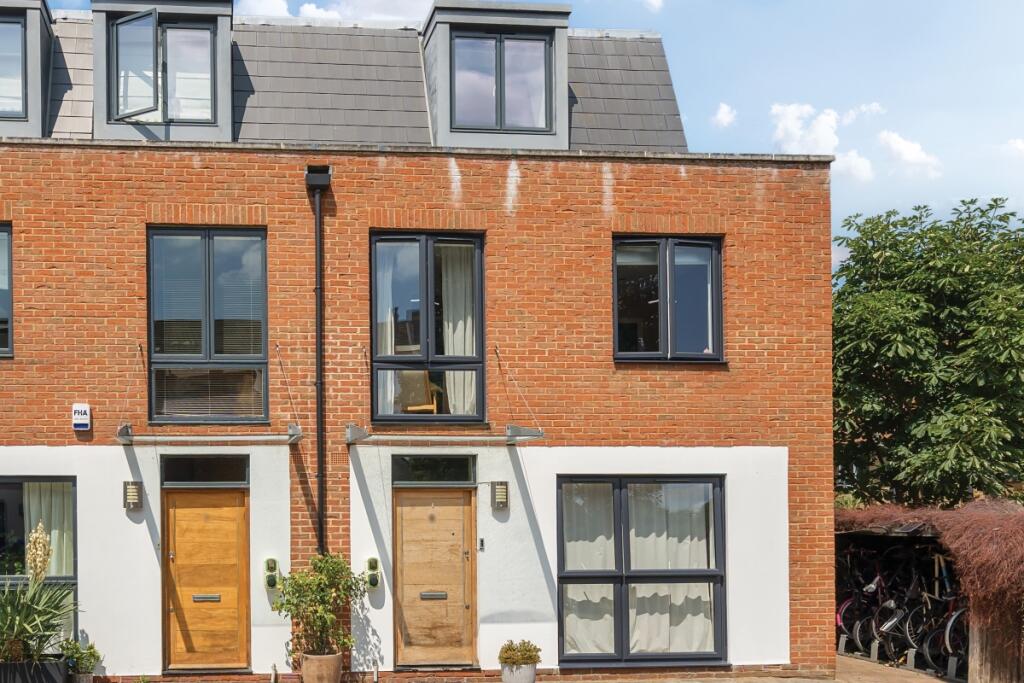 1312115-20-685028...