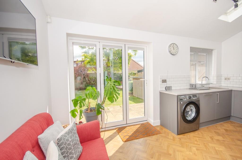 Kitchen-breakfast room.jpg