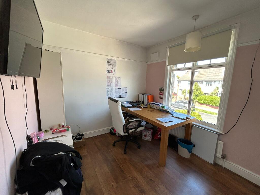 PHOTO-2025-05-10-12-00-46 3