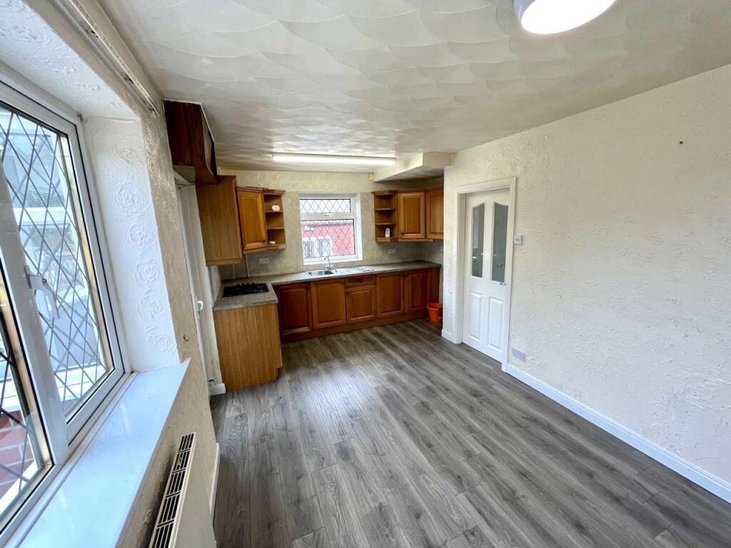 Kitchen 3