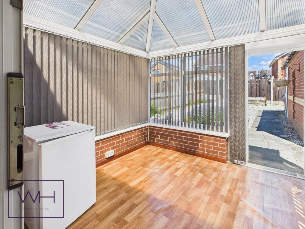 CAM03785G0-PR0274-ST