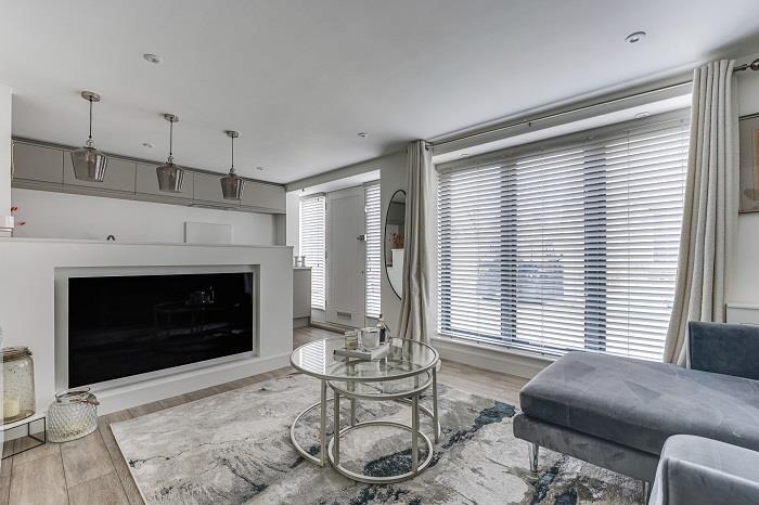 5 St George&#39;s Mews-4.jpg