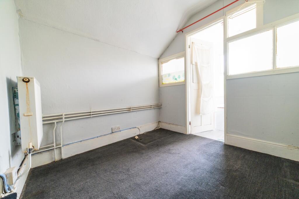 Call 02920 454555 to secure your viewing_14