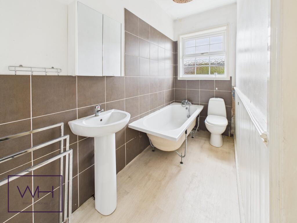 CAM03785G0-PR0312-ST