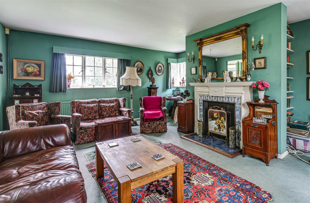 Sitting Room (ii).jpg