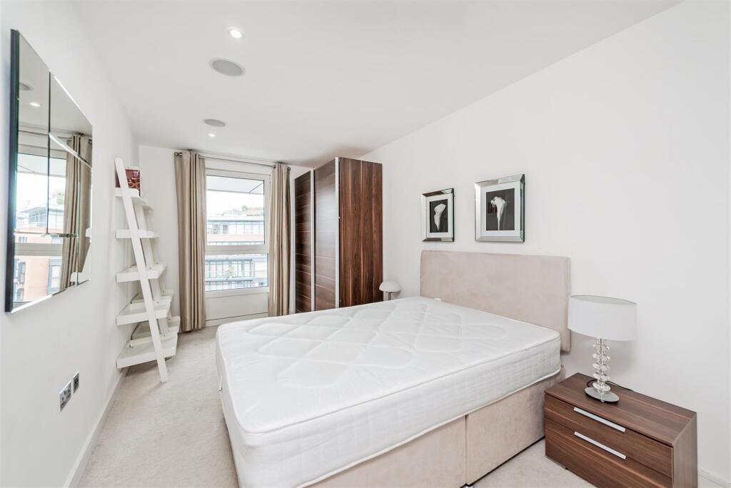 2nd Bedroom