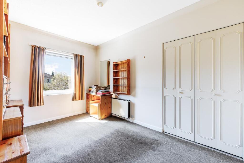 Flat 92, Homecross House-7.jpg