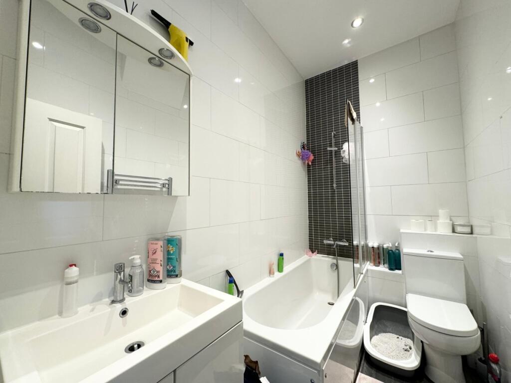 Bathroom.jpeg