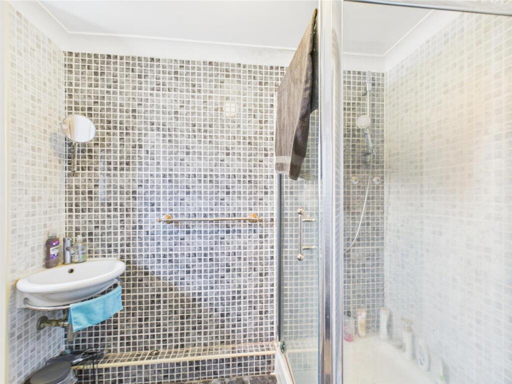 Shower.jpg