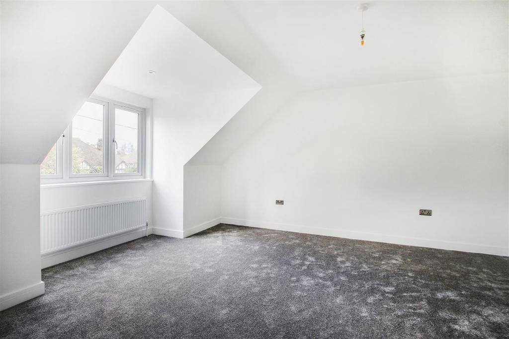 Bedroom Suite Upper.jpg
