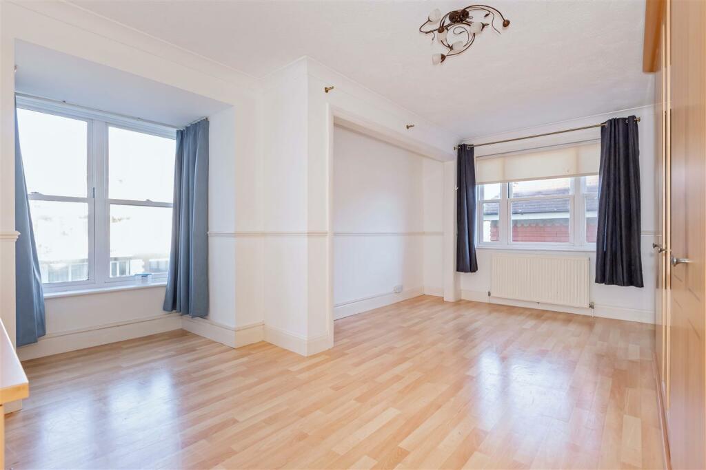 Queensborough Court_9.jpg