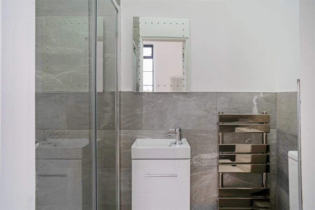 72581_The-Vestibule-Apartment-1 (18).jpg